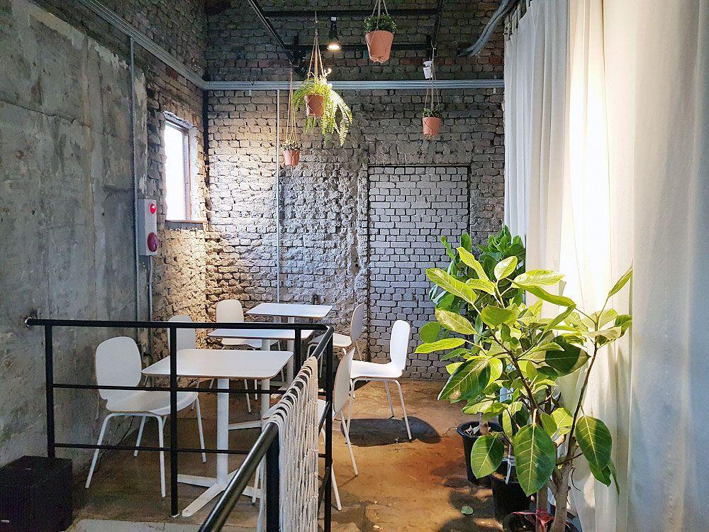 /181106/kitchen-cabinet-lighting/cabinet-lighting/cabinet-lighting.asp